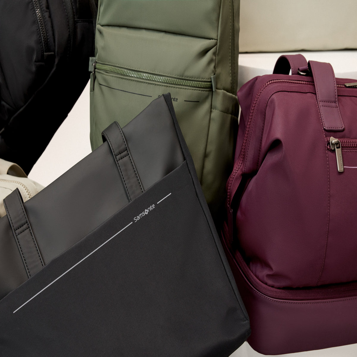 S-151906-1633 LIFESTYLE-19