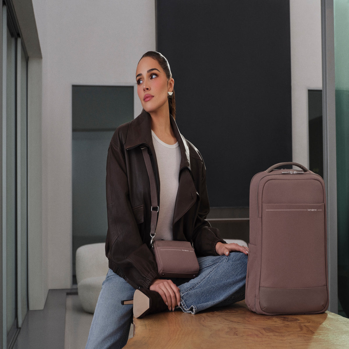S-159438-3452 LIFESTYLE-21