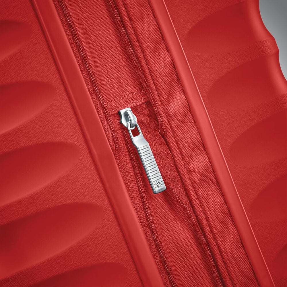 Samsonite Voltage DLX Spinner Luggage