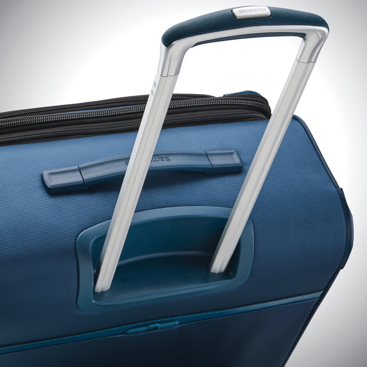 Samsonite SoLyte DLX Carry On Expandable Spinner Luggage