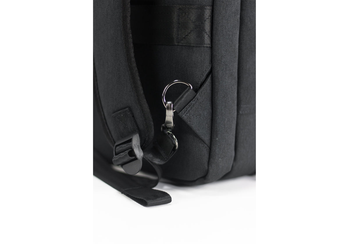 PKG Trenton 31L Messenger Backpack