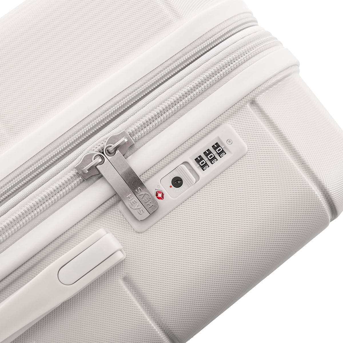 Heys Neo 26" Spinner Luggage