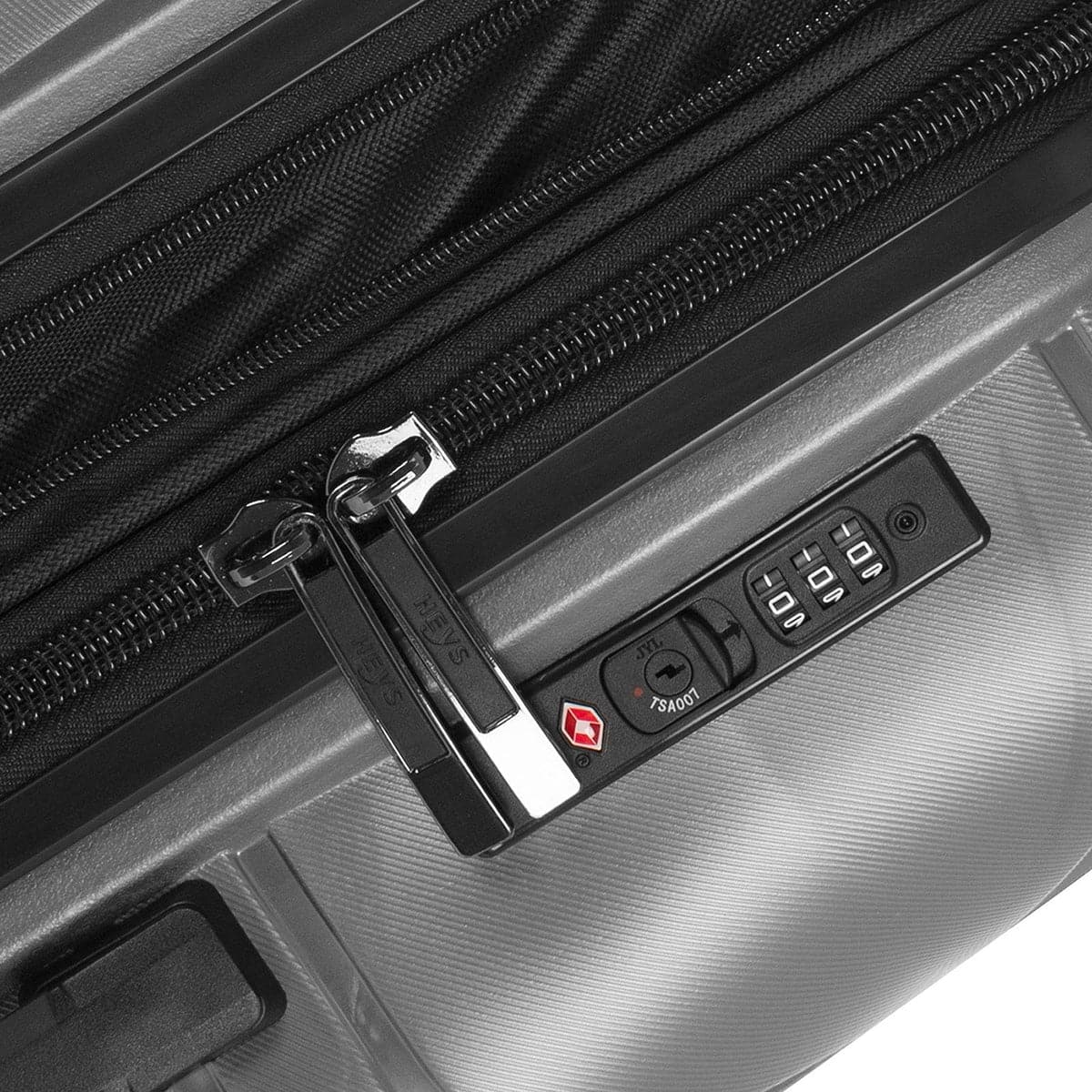 Heys Milos 21" Spinner Luggage