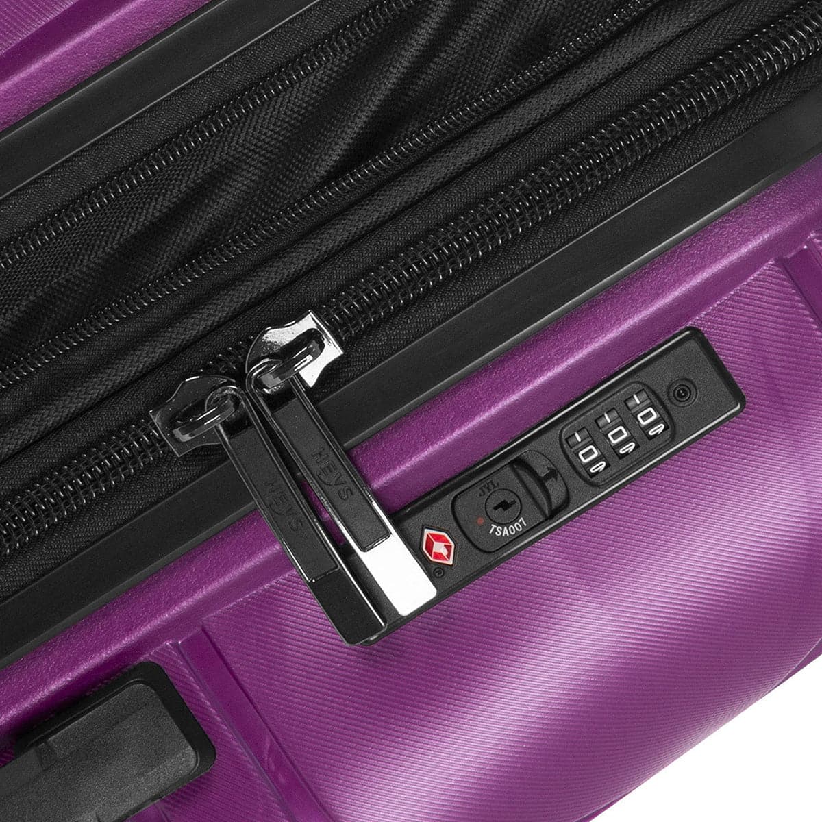 Heys Milos 21" Spinner Luggage