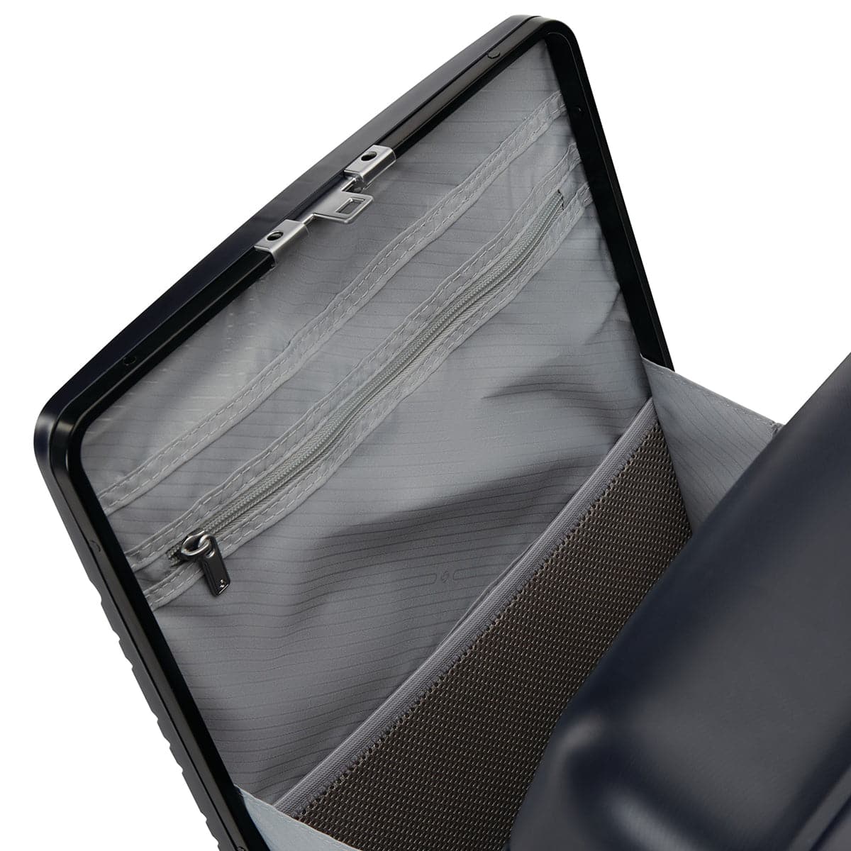 Samsonite Elevation Plus Medium Carry-On Spinner