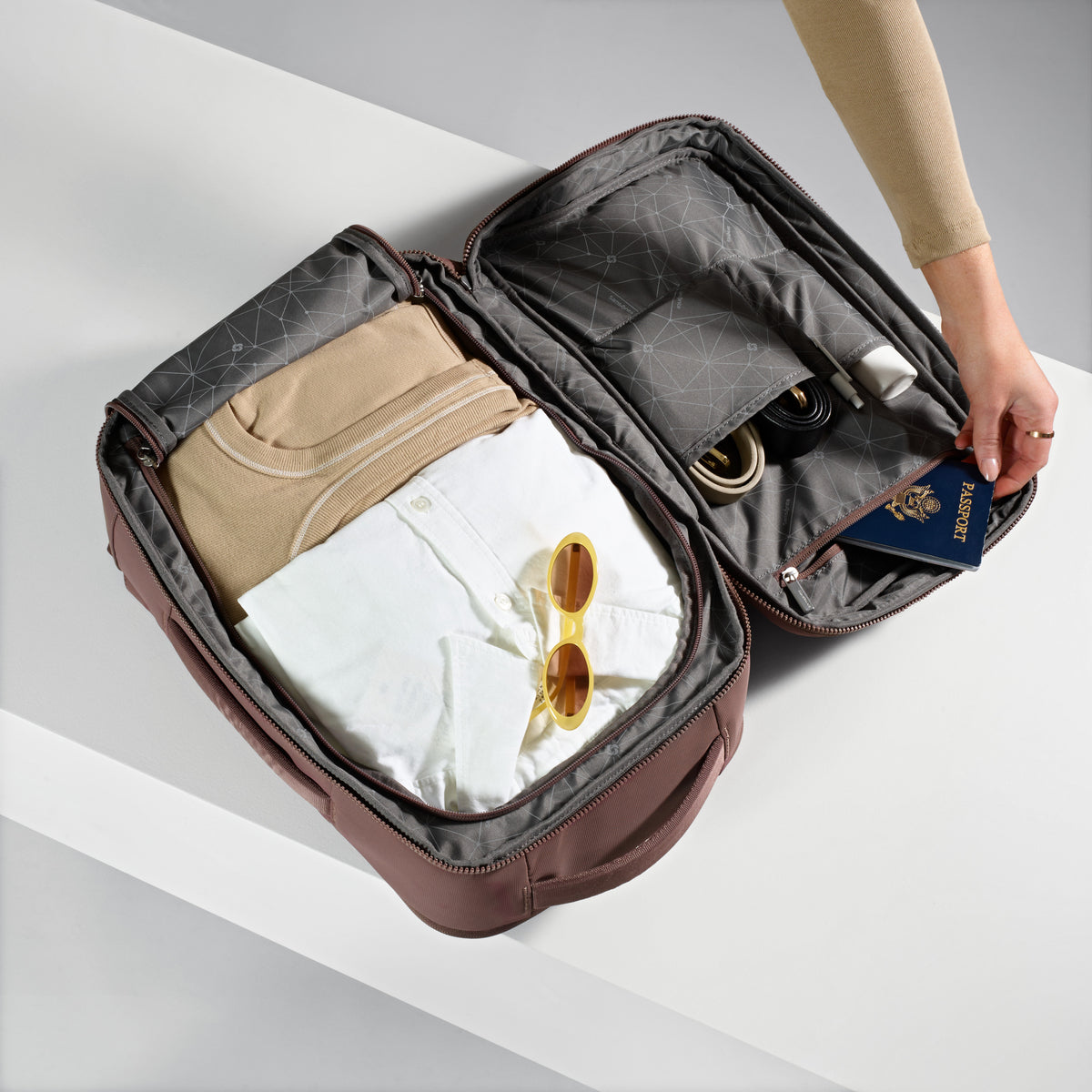 S-159439-3452 INTERIOR-32
