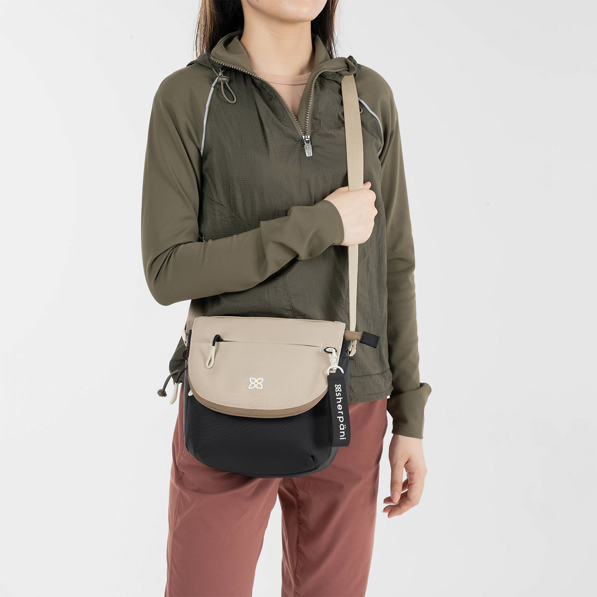 Sherpani Milli Mini Messenger Bag