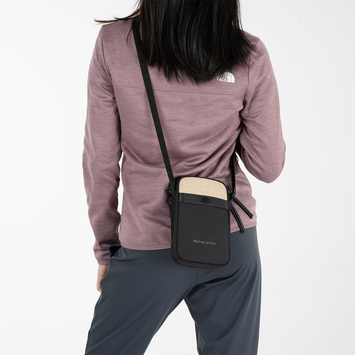 Sherpani Simplicity Crossbody Wallet