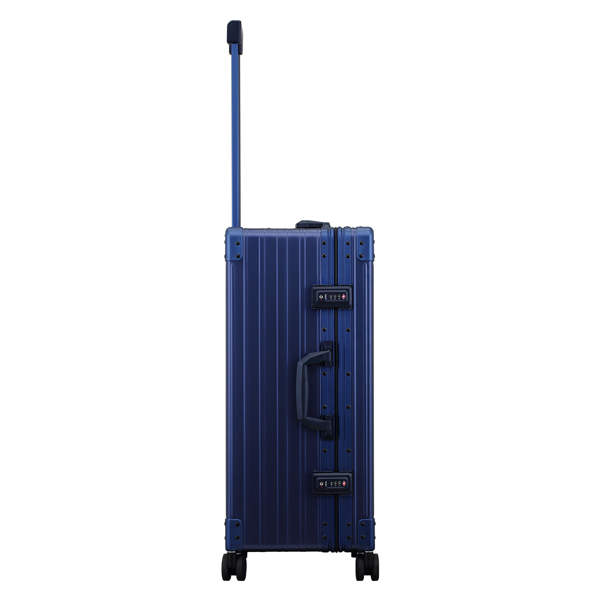 Aleon 26" Traveler with Suiter Aluminum Hardside Luggage