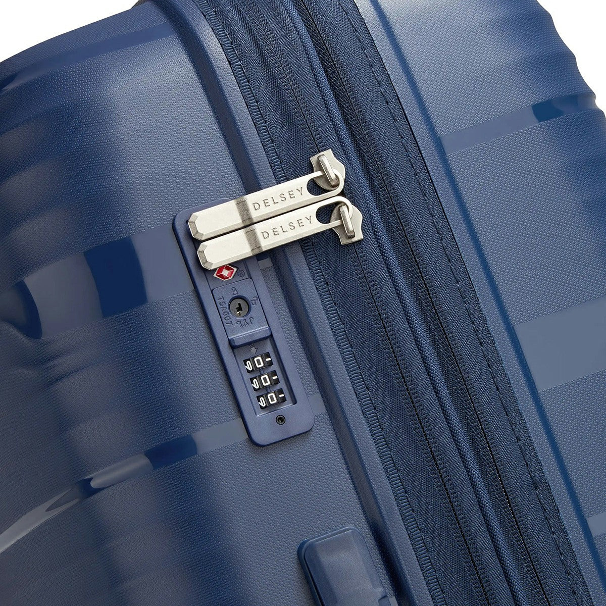 Delsey Dune Medium Expandable Spinner Luggage