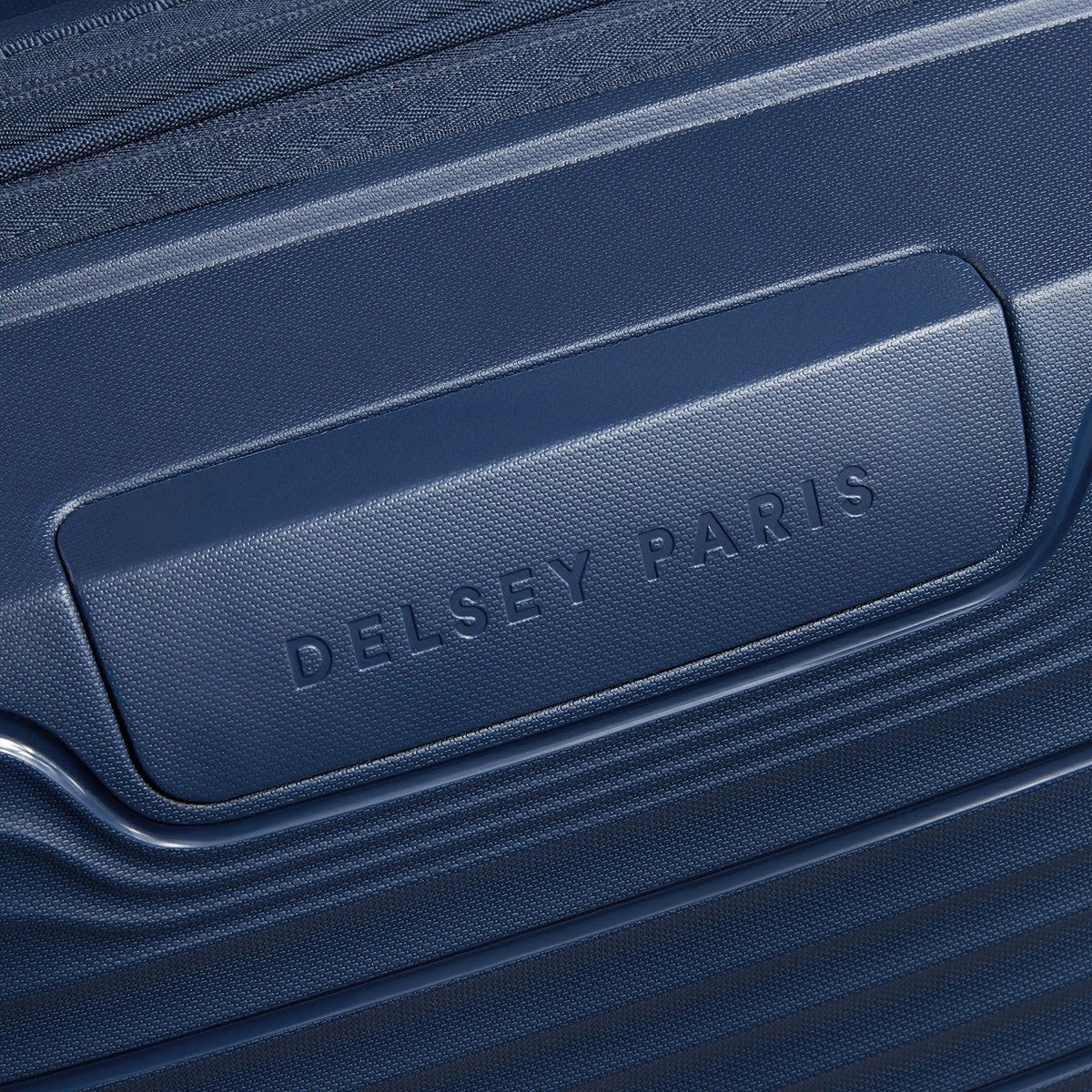 Delsey Dune Large Expandable Spinner Luggage