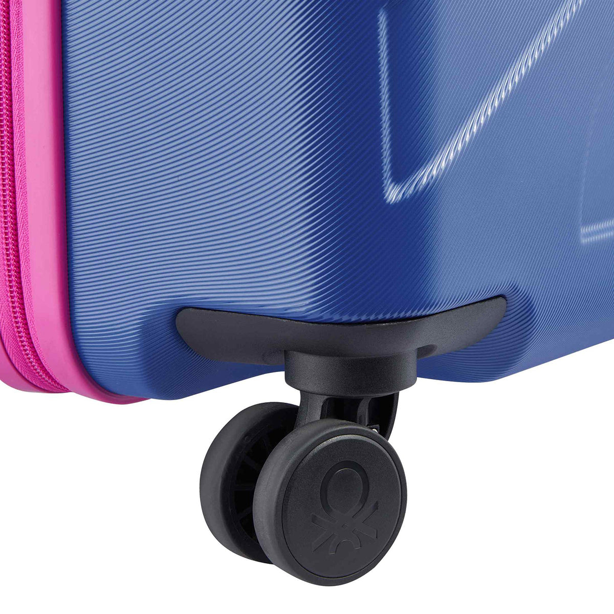 Delsey Benetton Fabrica Medium Spinner Luggage