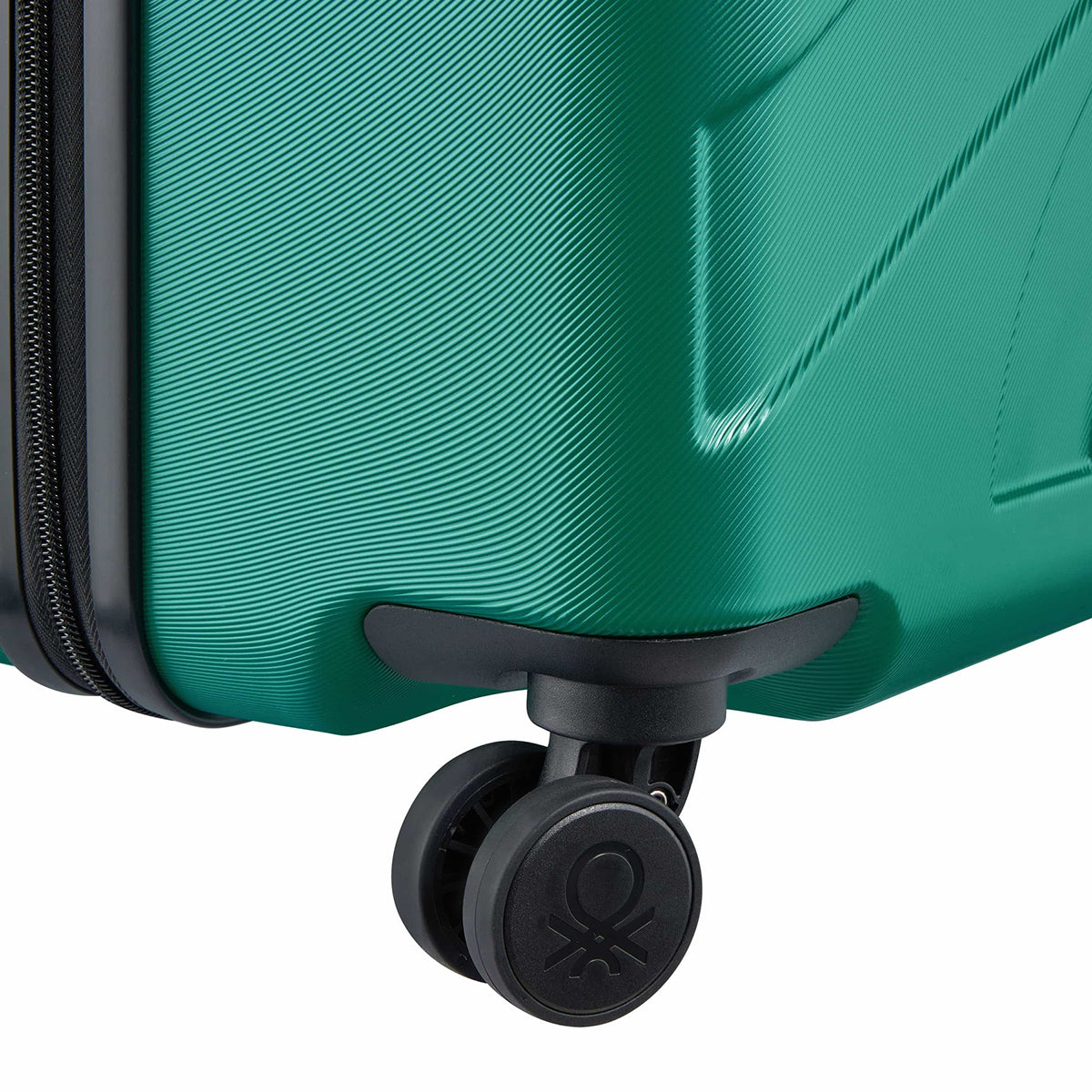 Delsey Benetton Fabrica Large Spinner Luggage