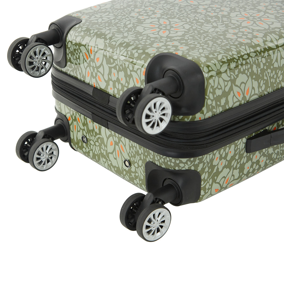 Bella Caronia Voguish 22" Rolling Carry-On Luggage