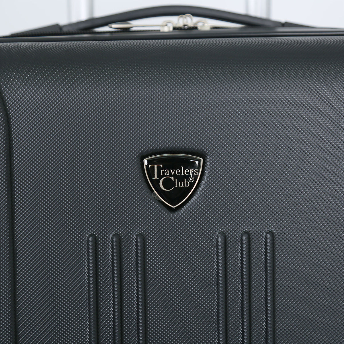 Travelers Club Chicago Expandable Spinner Carry-On Luggage