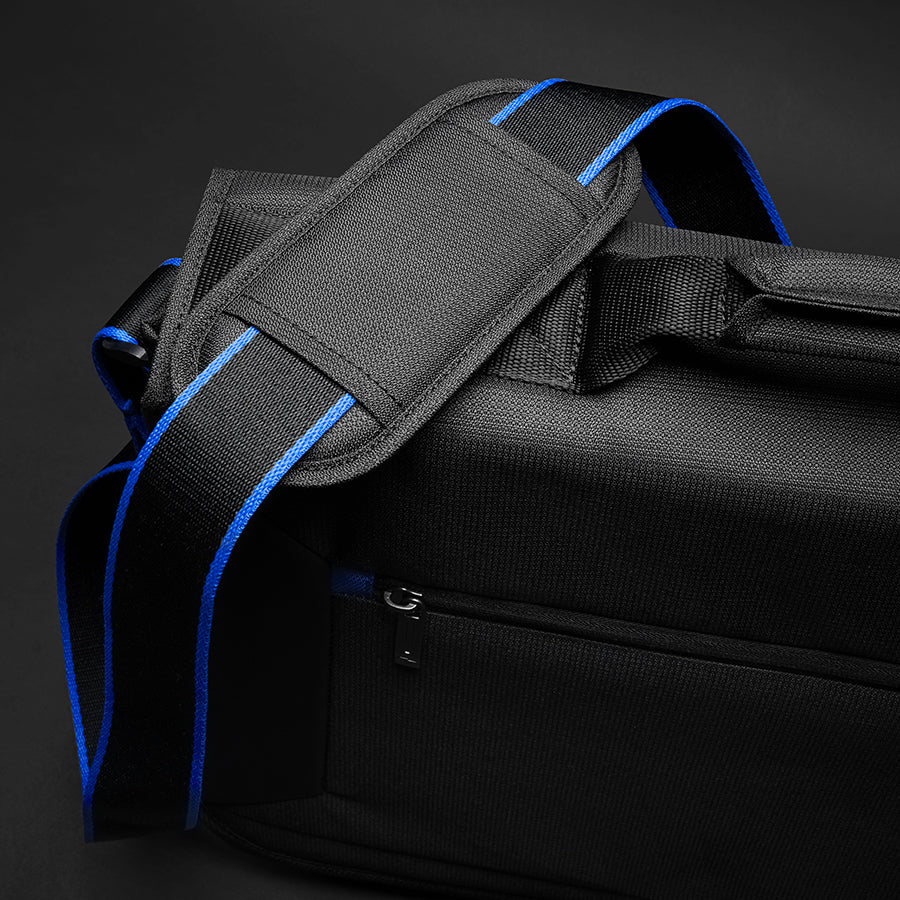 Solo Surge Messenger Bag