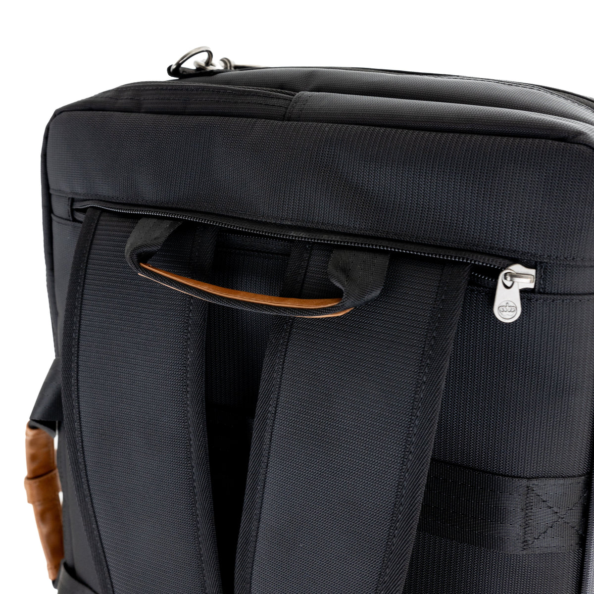 PKG Trenton 31L Messenger | Backpack