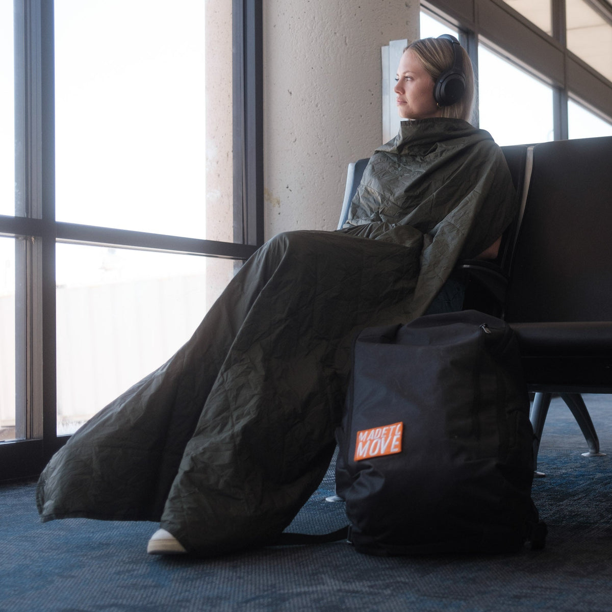 Gravel Layover XL Packable and Insulated Travel Blanket