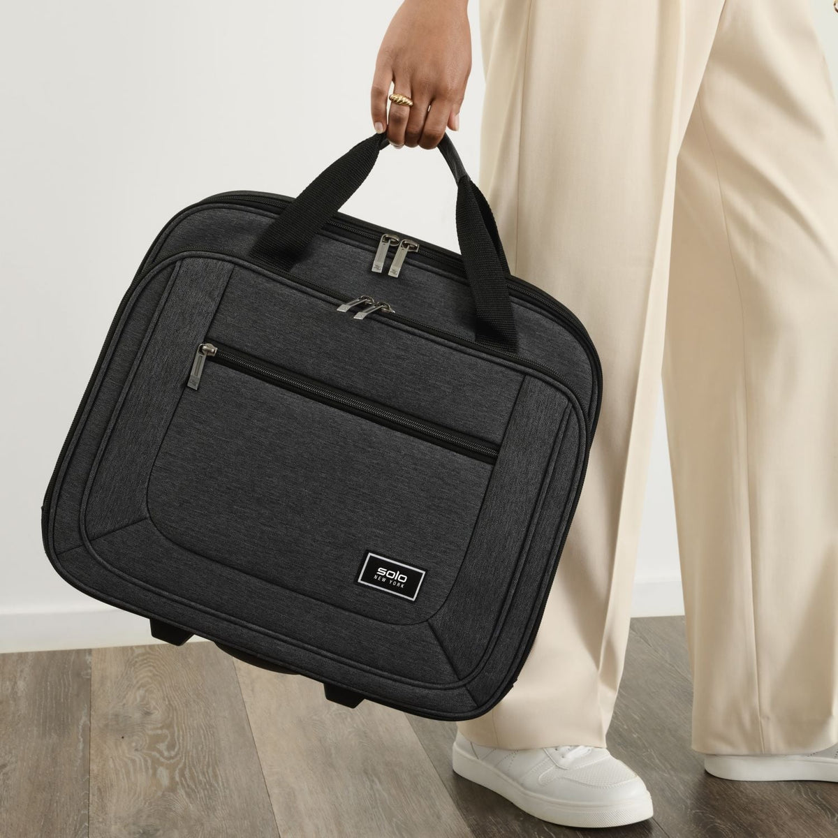 Solo Bryant Rolling Briefcase