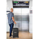 Samsonite Voltage DLX Spinner Luggage