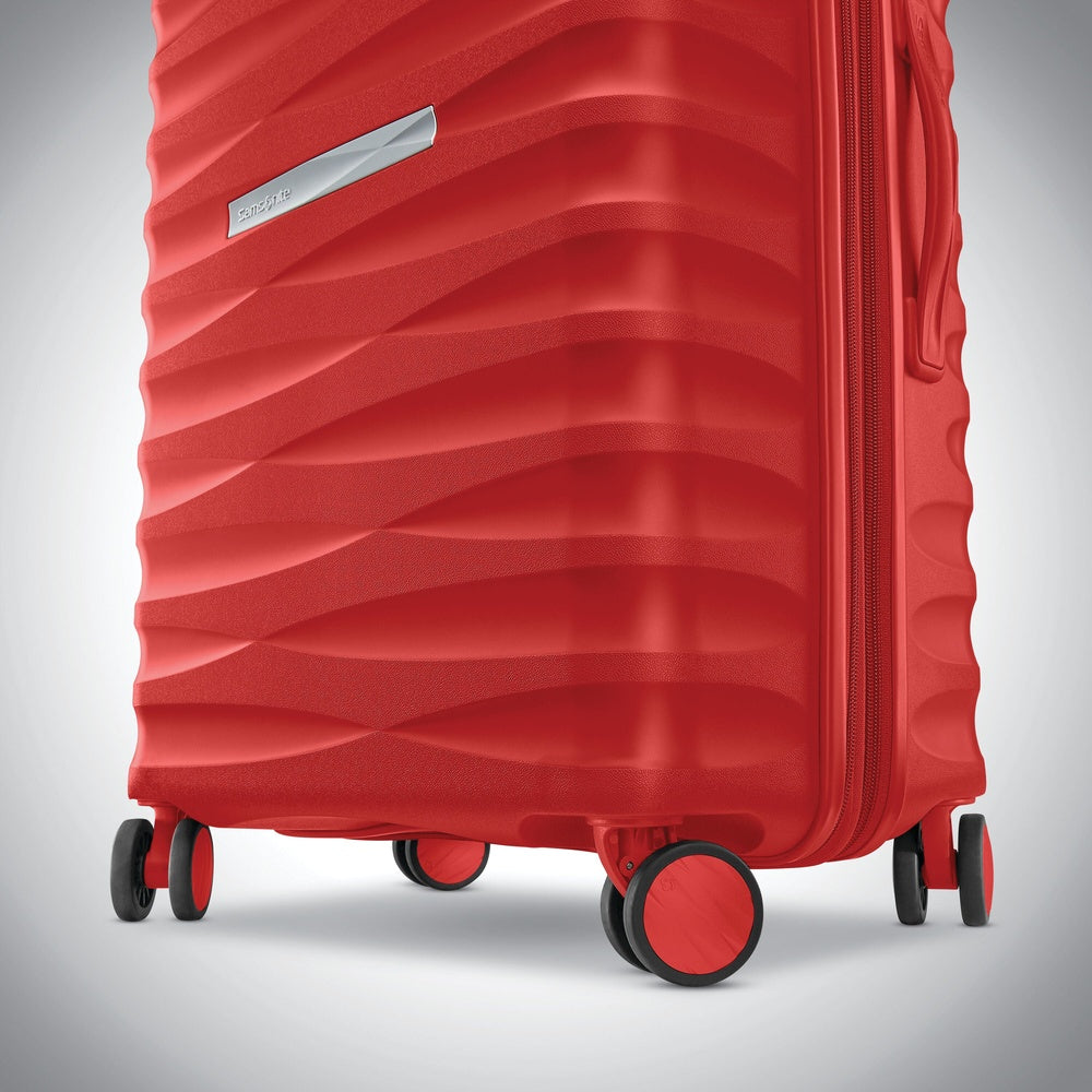 Samsonite Voltage DLX Spinner Luggage