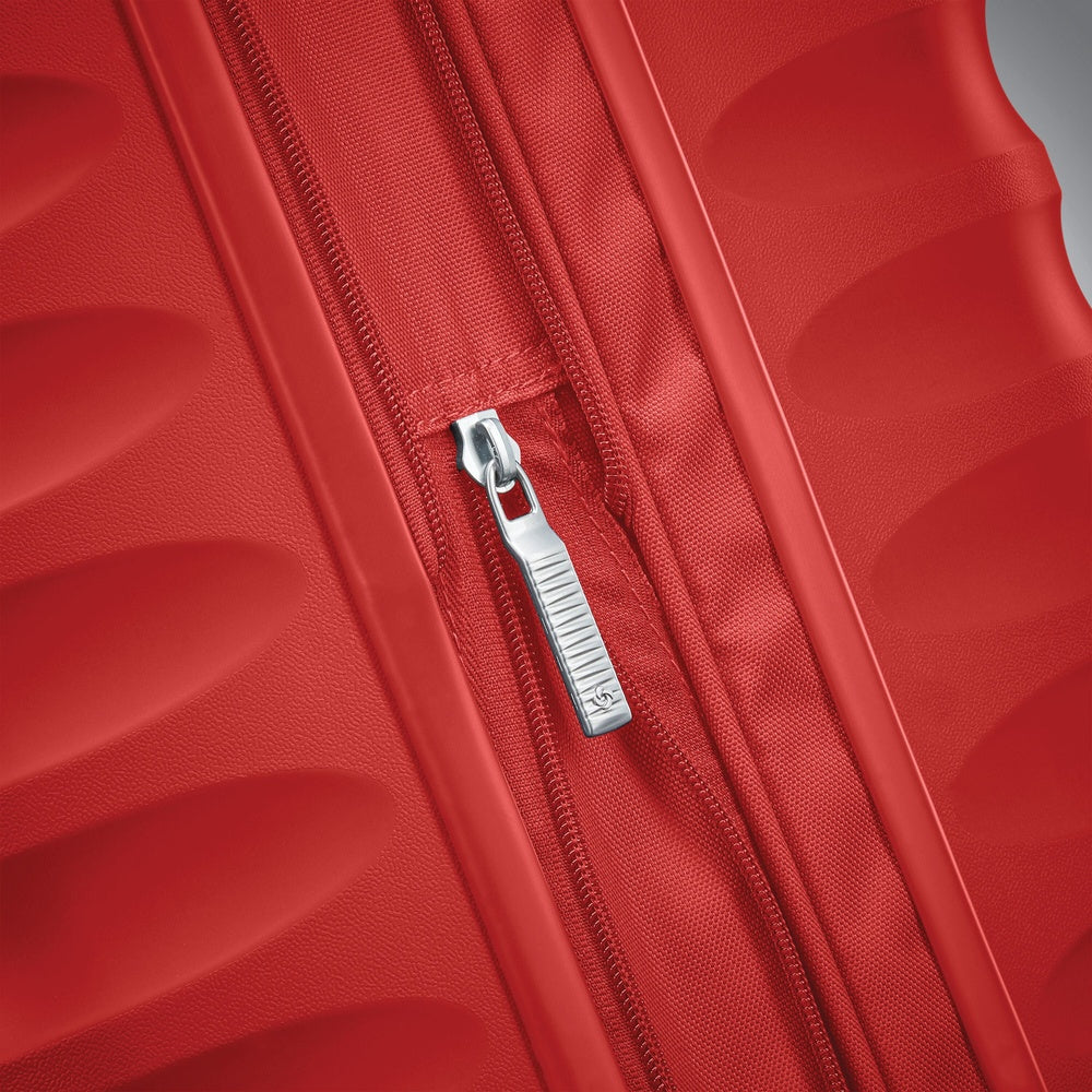 Samsonite Voltage DLX Spinner Luggage