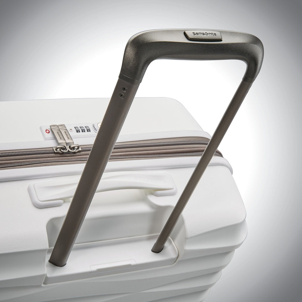 Samsonite Voltage DLX Spinner Luggage