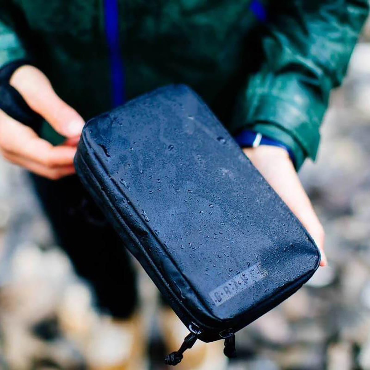 Gravel V1 Explorer Slim Traveling Lighter Toiletry Bag