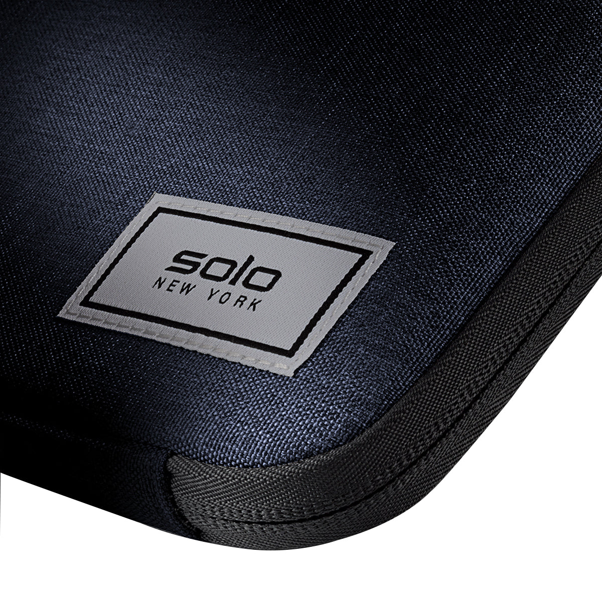 Solo Refocus Sleeve for 15.6" Laptop