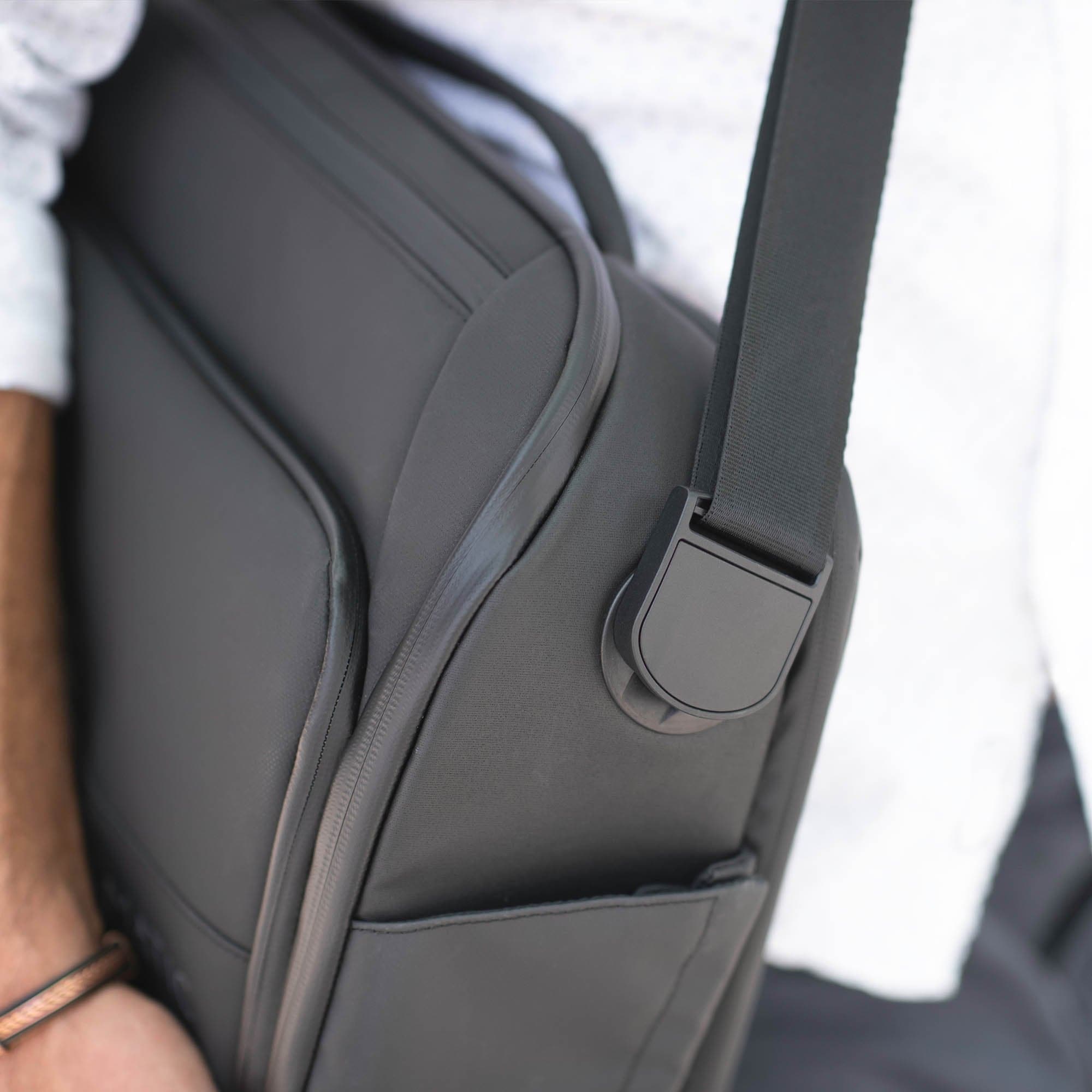 Nomatic Messenger Bag – bagdUp