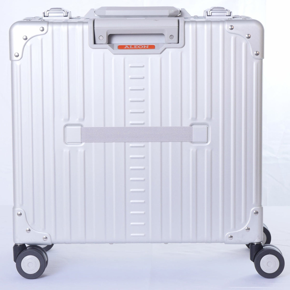 Aleon 17" Aluminum Hardside Wheeled Business Briefcase