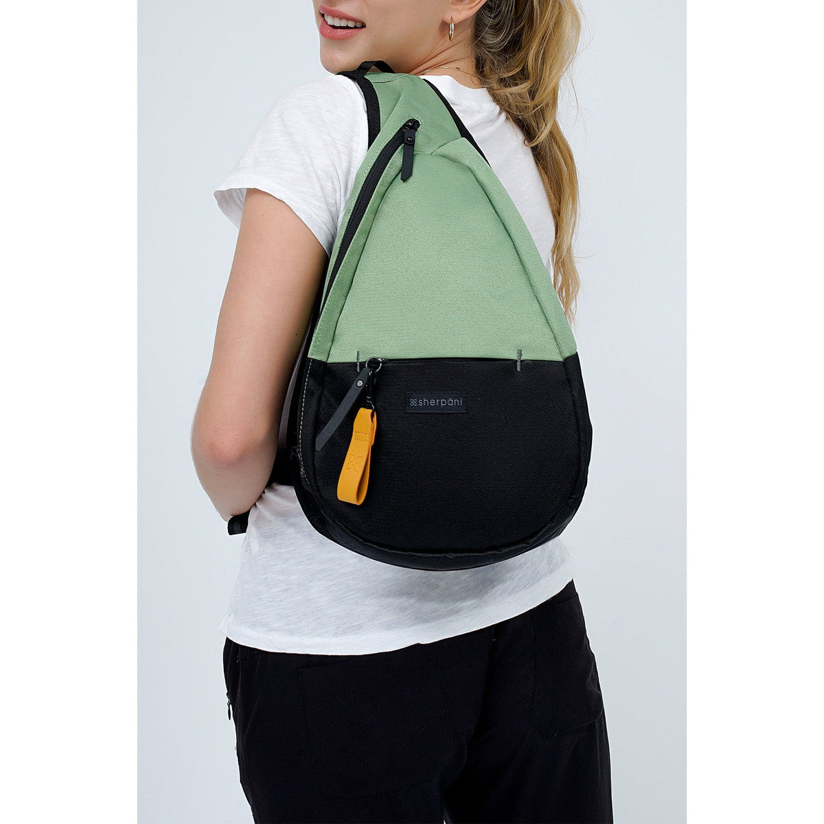 Sherpani Essentials Esprit Sling Backpack