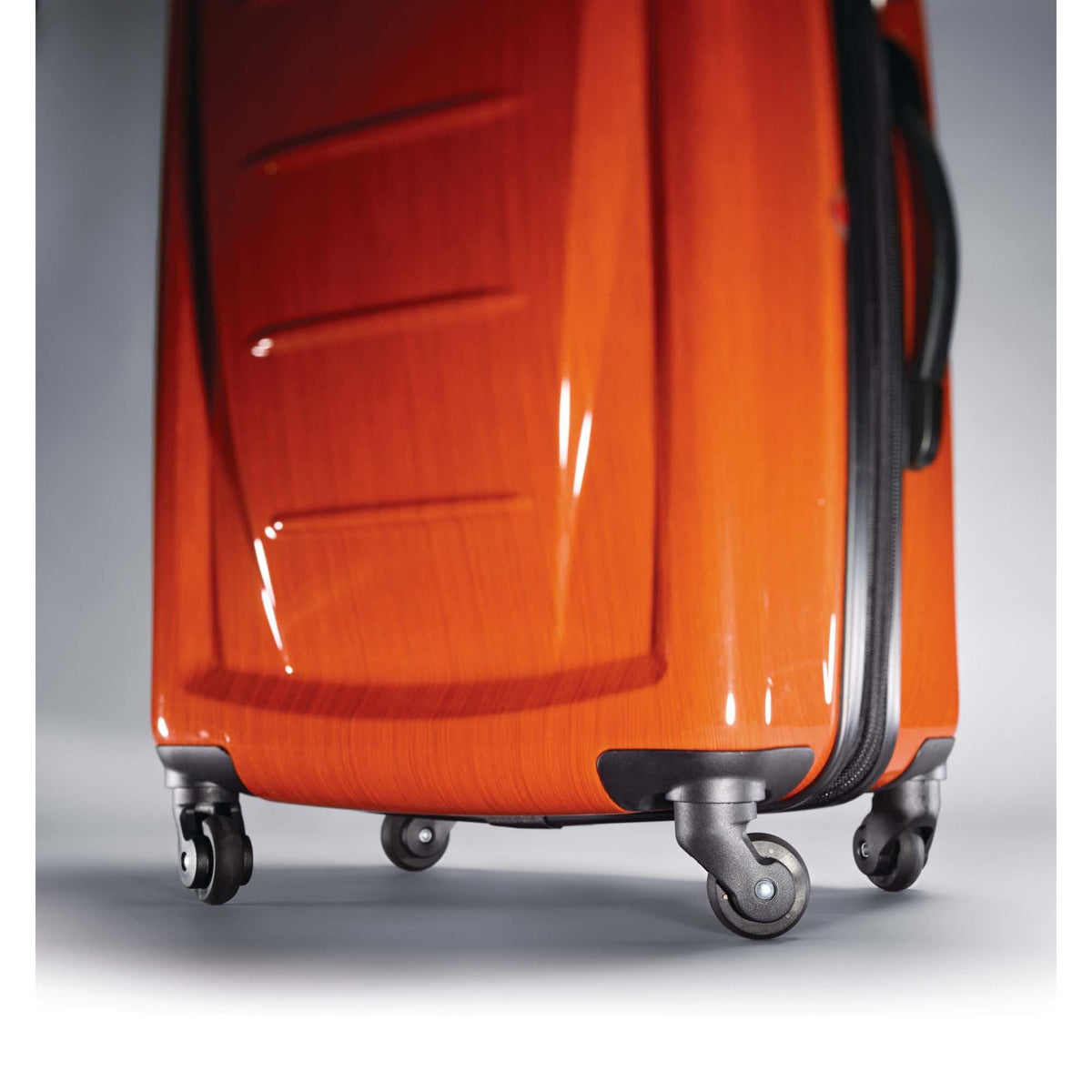 Samsonite Winfield 2 Fashion 24" Hardside Spinner Luggage